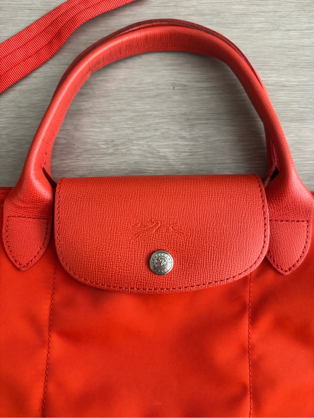 Longchamp red Le Pliage Modele Depose Small Tote with Adjustable Strap - Picture 3 of 14